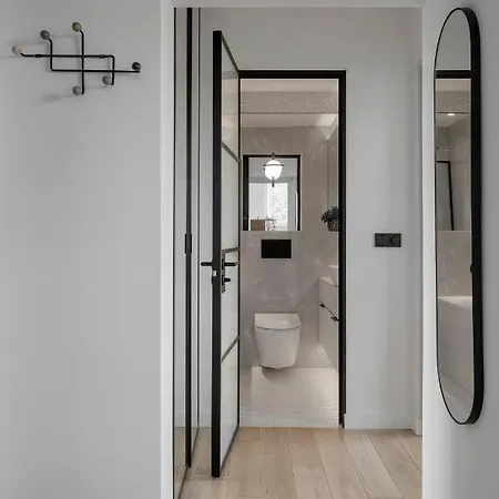 Stylowy Apartament Przy Metrze Warsaw Exterior photo